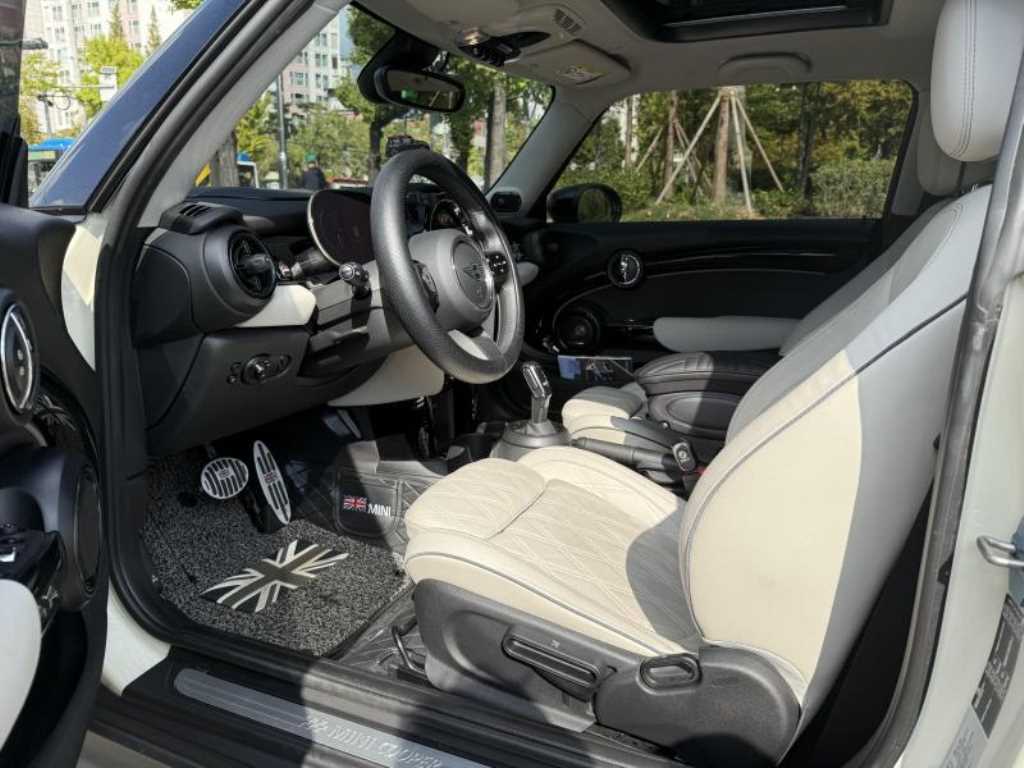 Mini Cooper - Vista 7