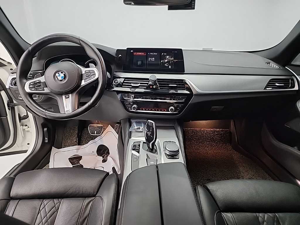 BMW 5 Series - Vista 7