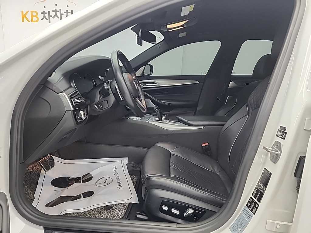 BMW 5 Series - Vista 11