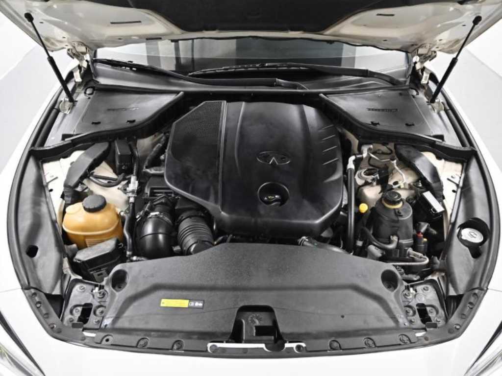 Infiniti Q - Vista 6