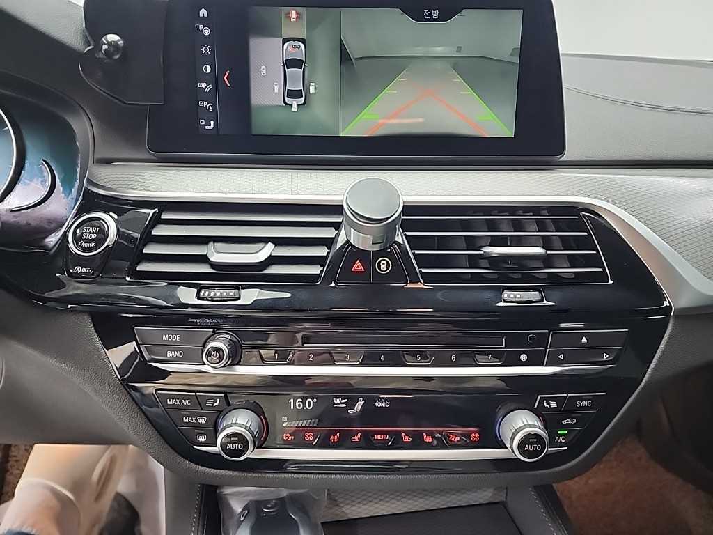 BMW 5 Series - Vista 10