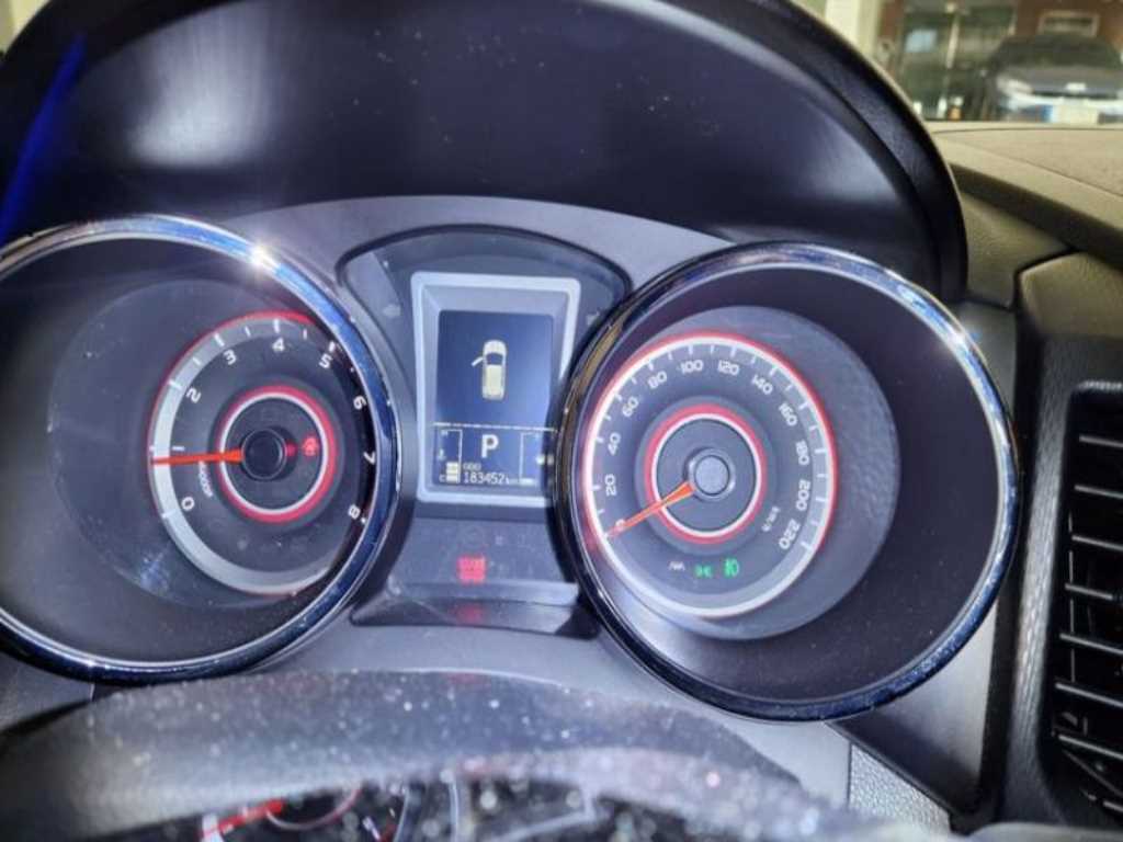 Ssangyong Tivoli - Vista 7