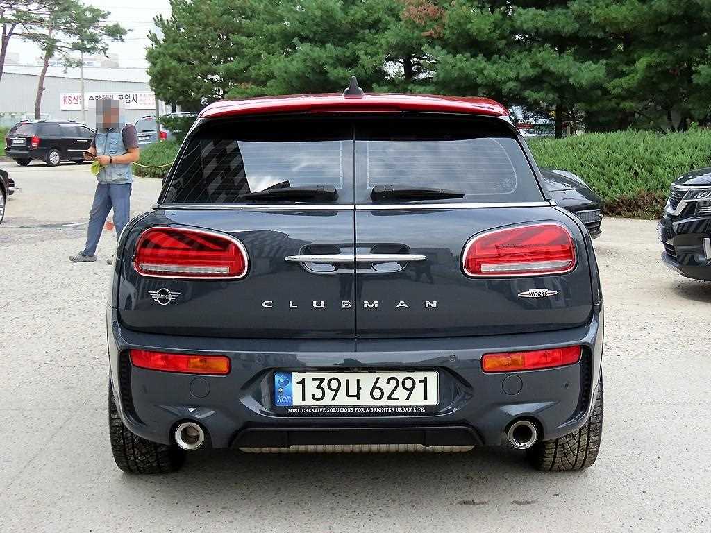 Mini Clubman - Vista 4