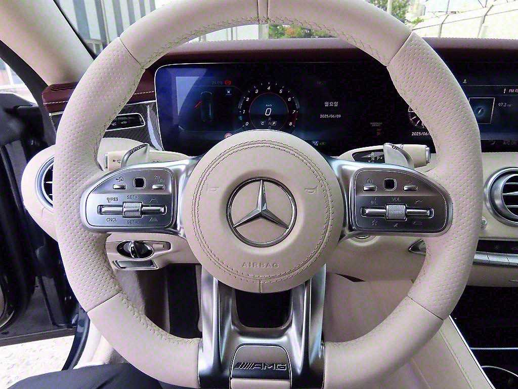 Mercedes Benz S Class - Vista 8