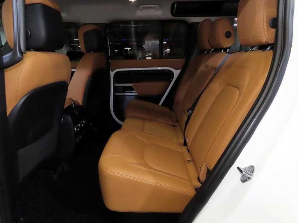 Land Rover Defender - Vista 7