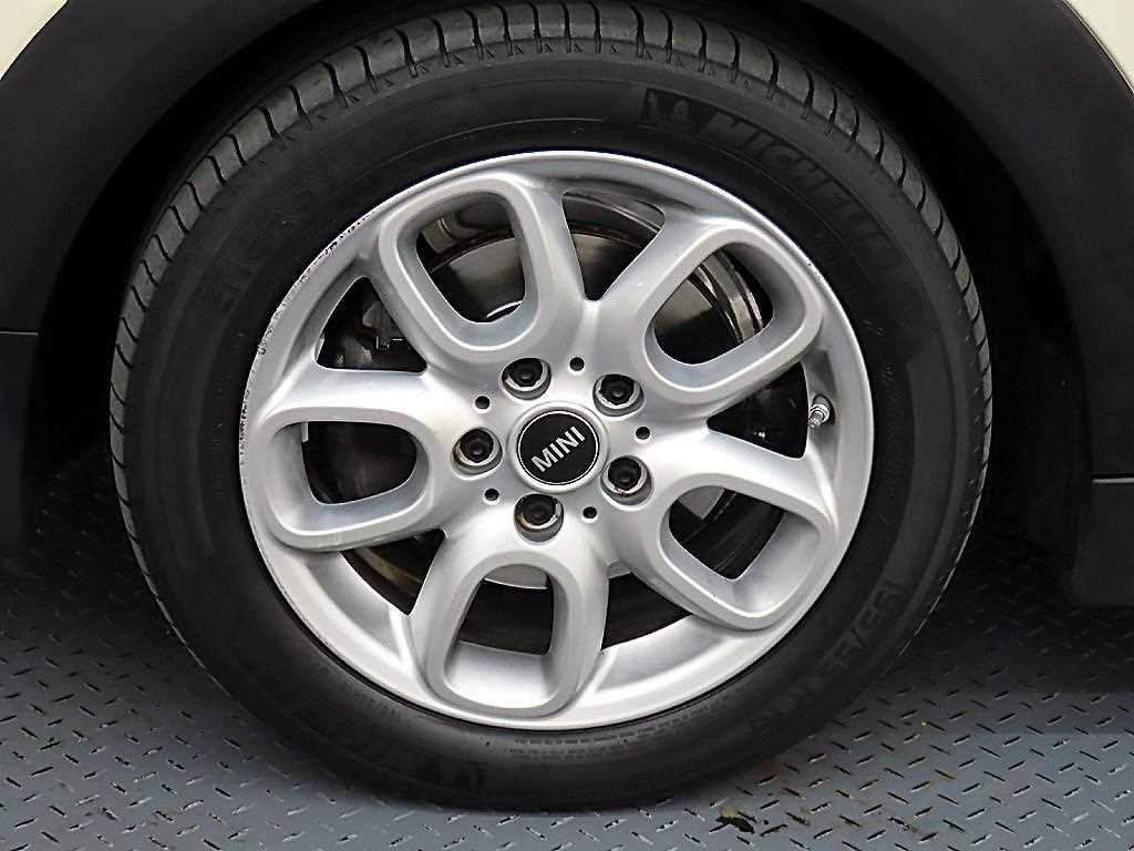 Mini Cooper Convertible - Vista 2