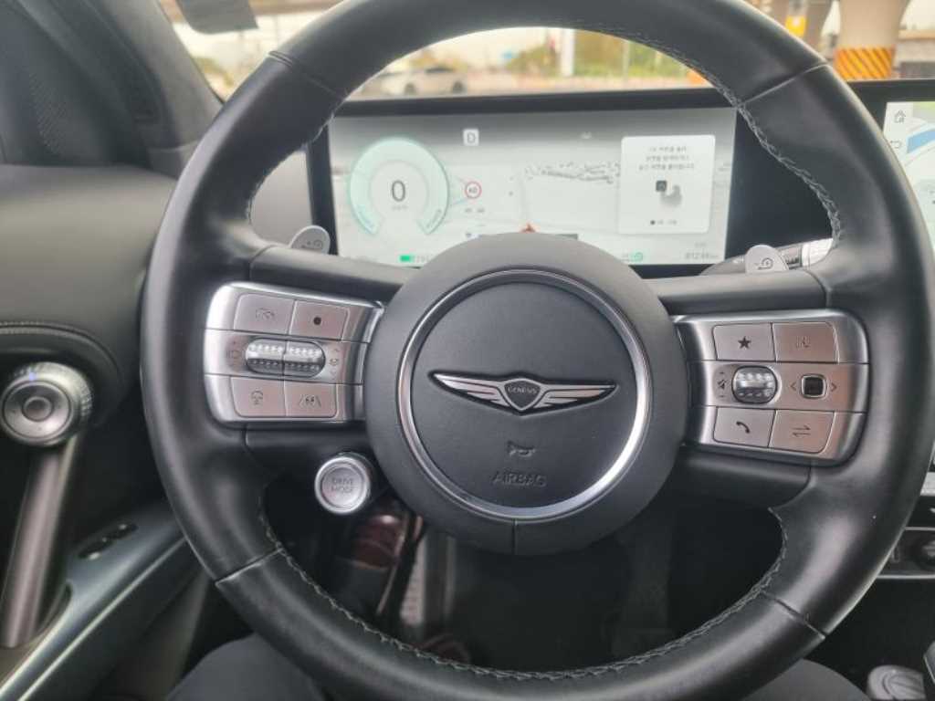 Genesis GV60 - Vista 6