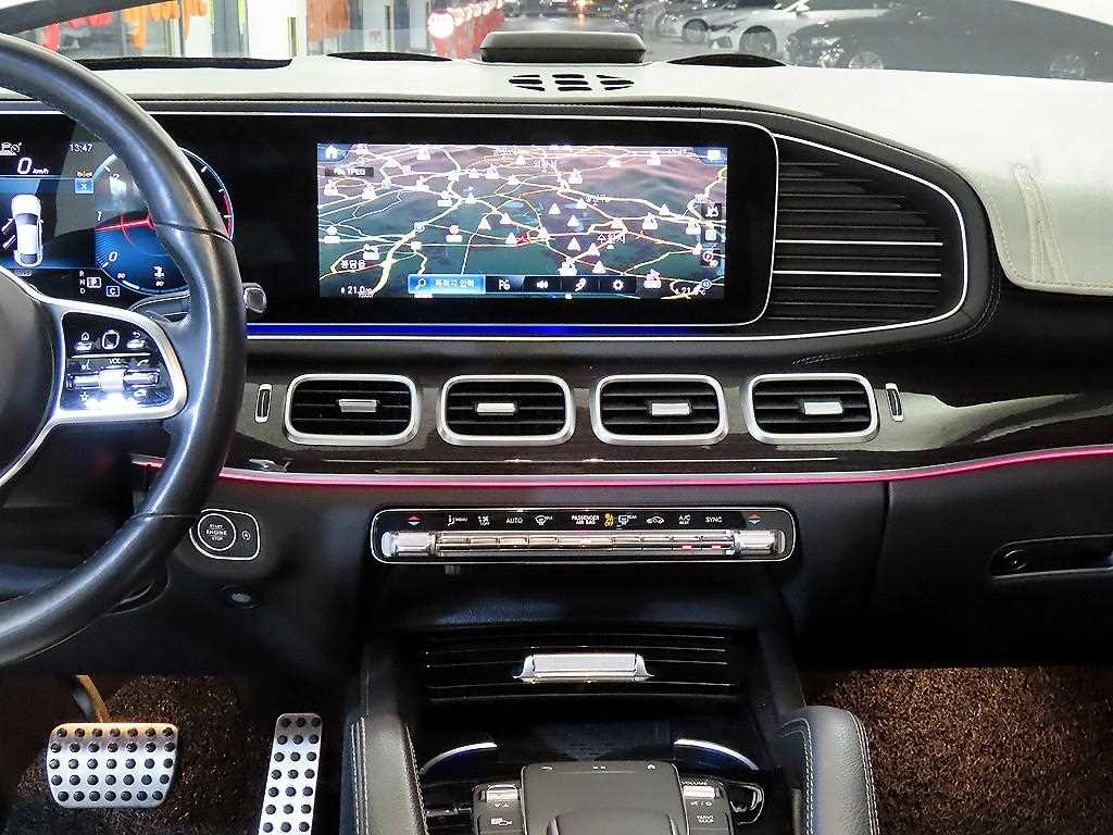 Mercedes Benz GLE Class - Vista 11