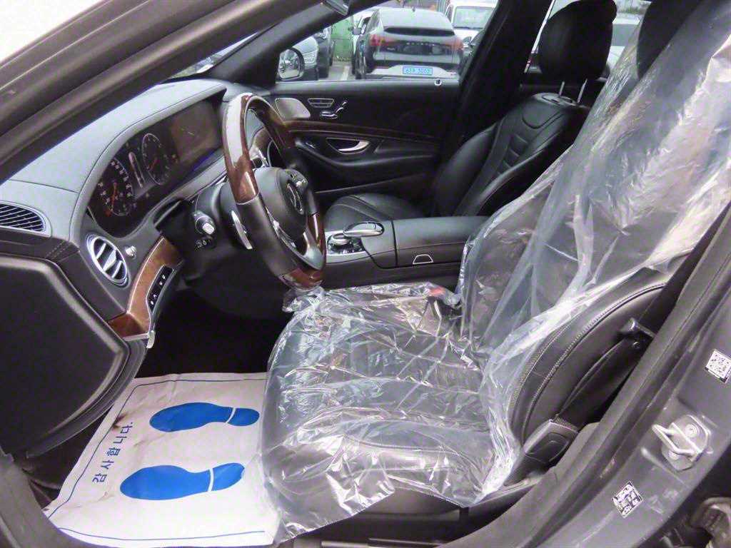 Mercedes Benz S Class - Vista 11