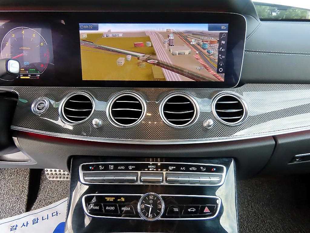 Mercedes Benz E class 2019 Blanco - Importación desde Corea - HF Imports Iquique - Foto 13