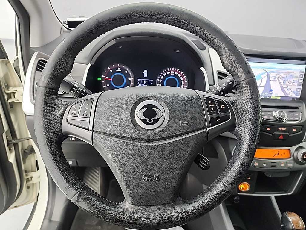 Ssangyong Korando - Vista 9