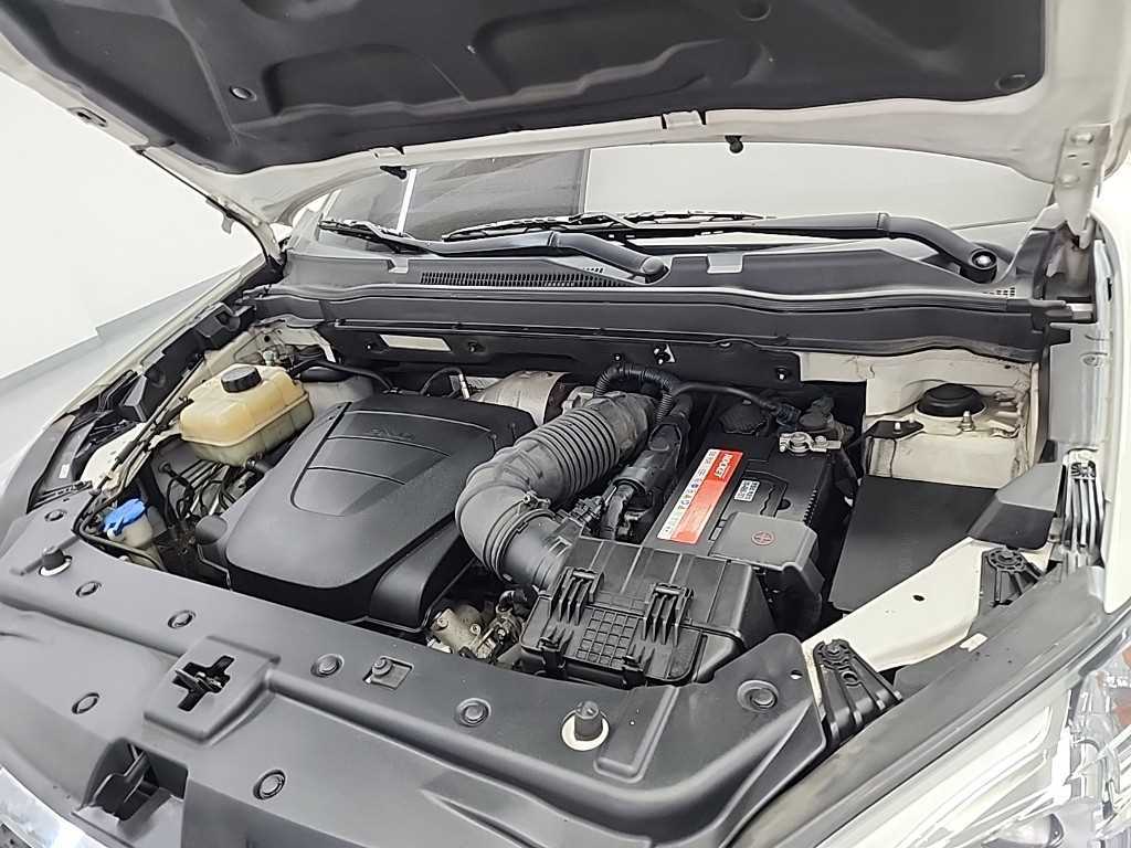 Ssangyong Korando - Vista 5