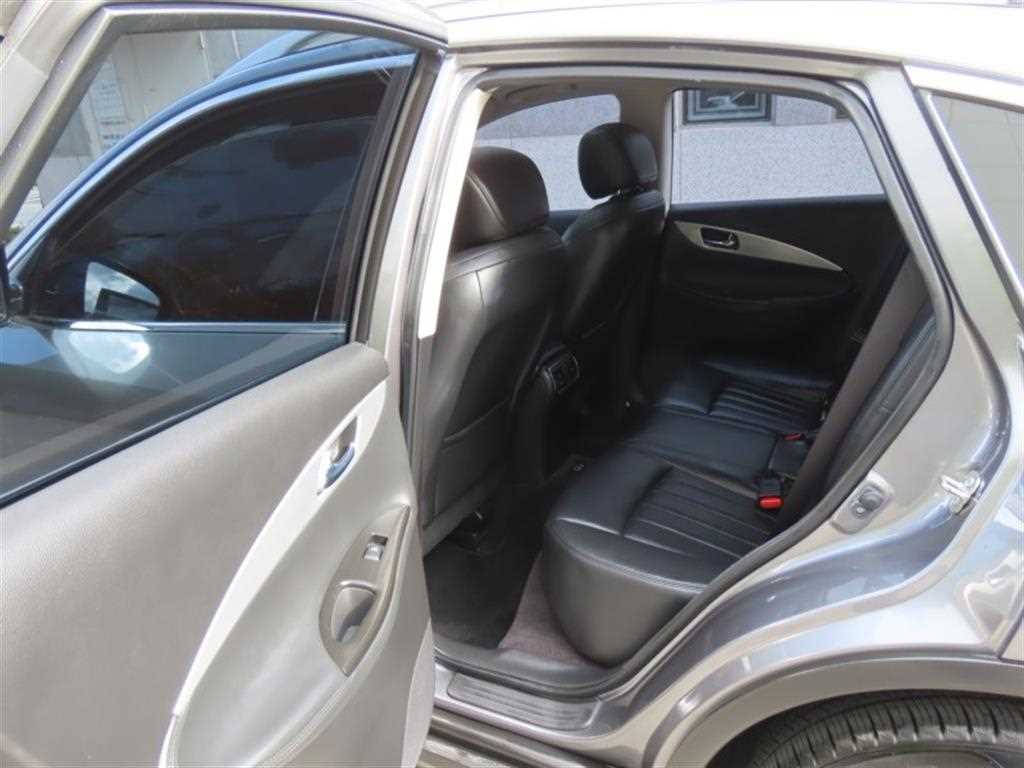 Infiniti QX 2015 Gris - Importación desde Corea - HF Imports Iquique - Foto 14