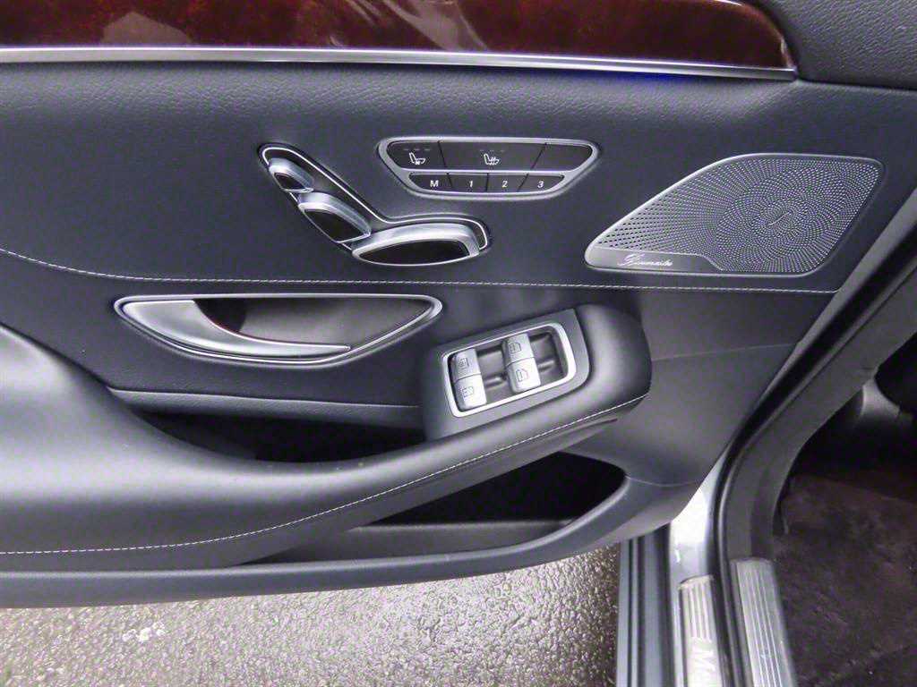 Mercedes Benz S Class - Vista 6