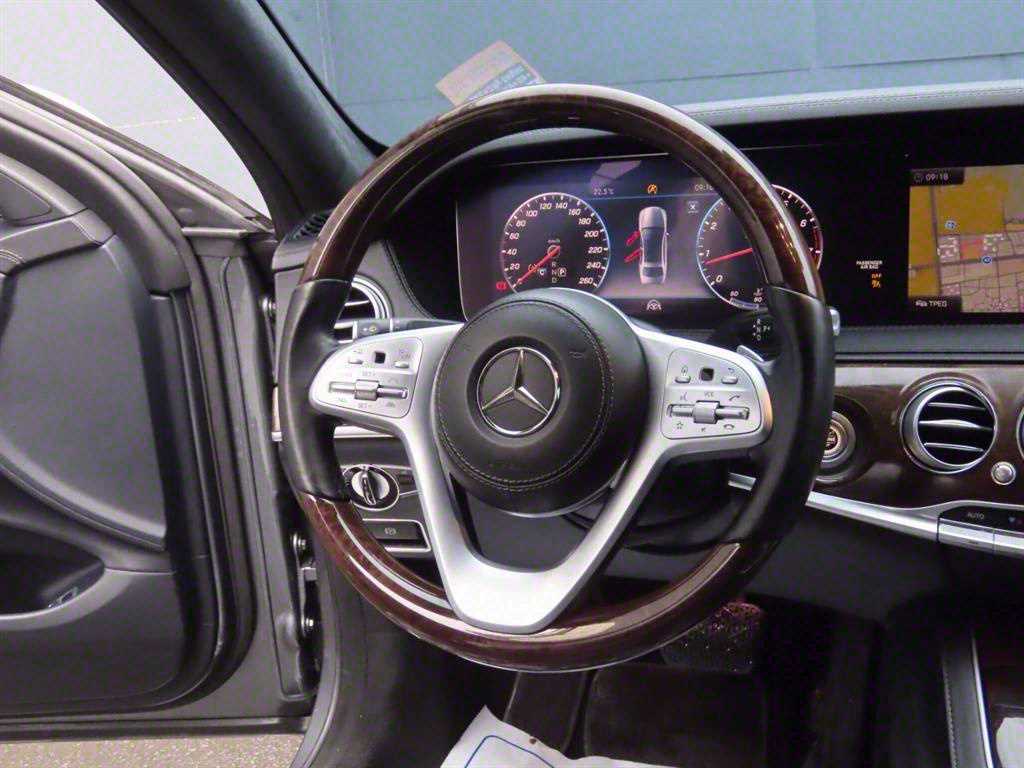 Mercedes Benz S Class - Vista 9