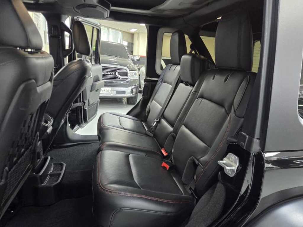 Jeep Wrangler - Vista 7