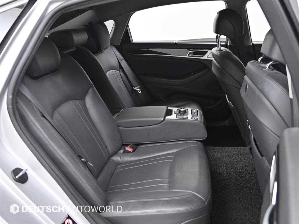 Genesis G80 - Vista 12