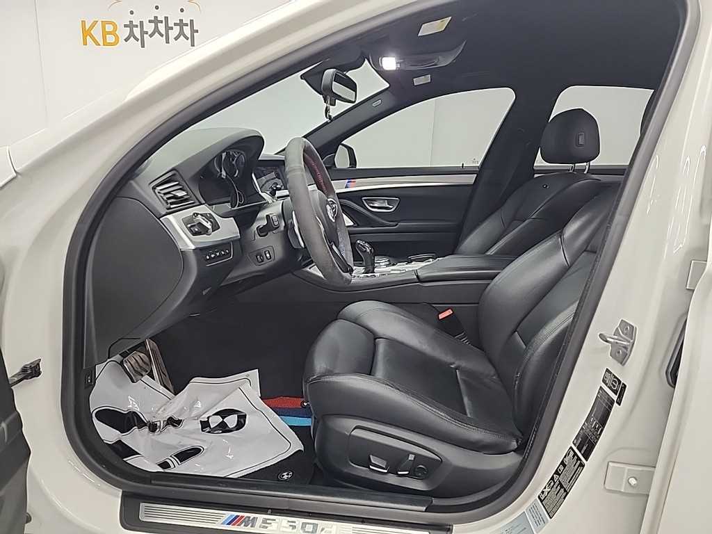 BMW 5 Series - Vista 11