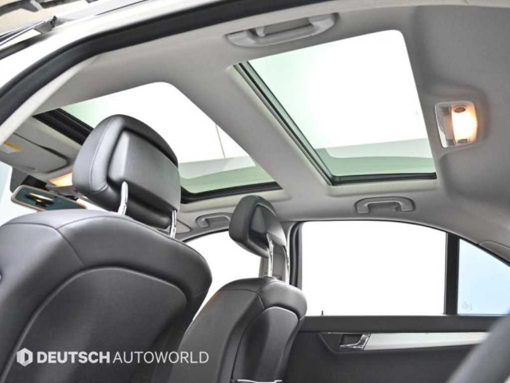 Mercedes Benz C Class 2010 Blanco - Importación desde Corea - HF Imports Iquique - Foto 19