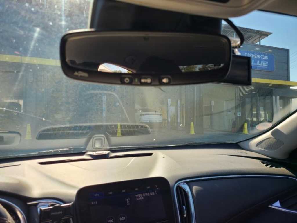 Chevrolet Malibu - Vista 10