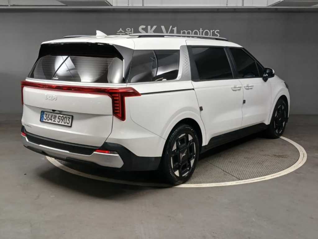 KIA Carnival - Vista 4