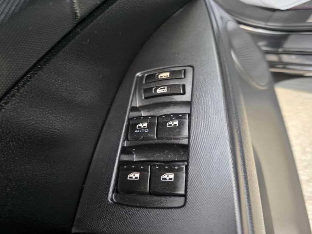 Ssangyong Korando - Vista 6