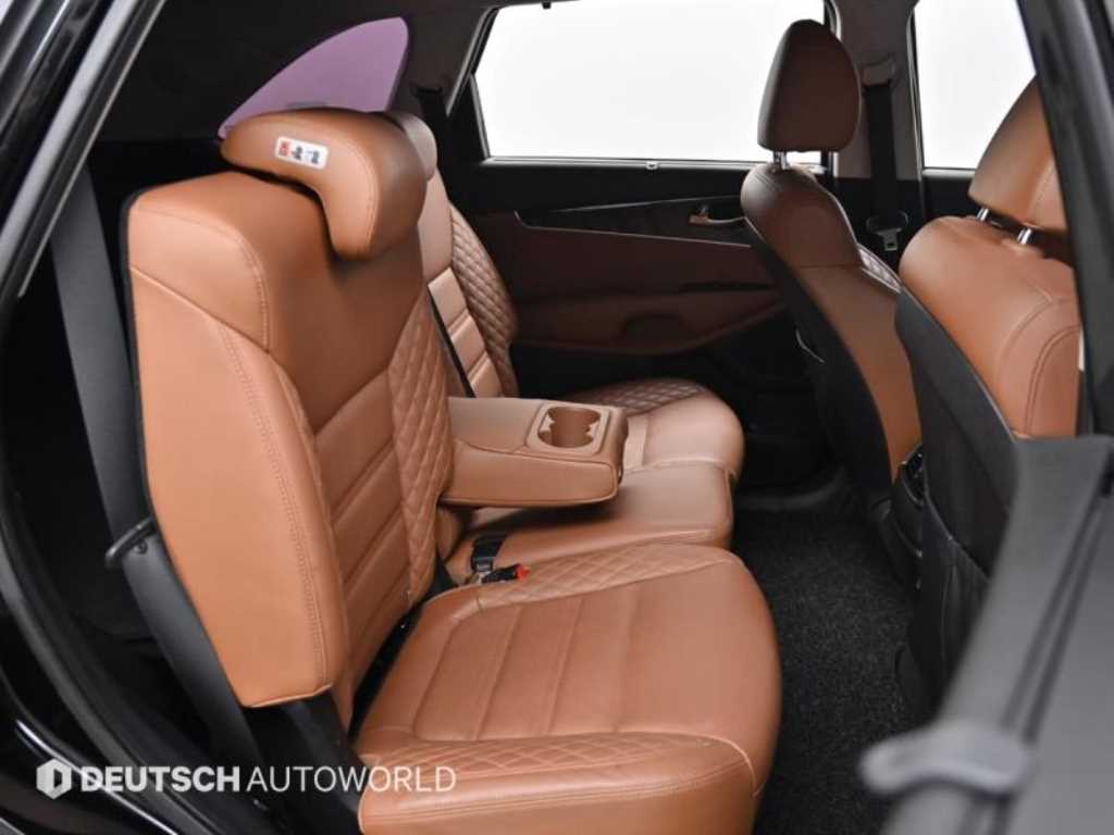 KIA Sorento - Vista 11