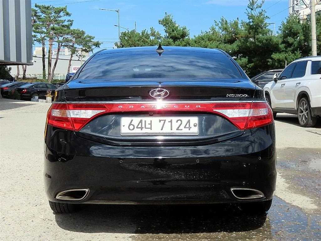 HYUNDAI Grandeur - Vista 4