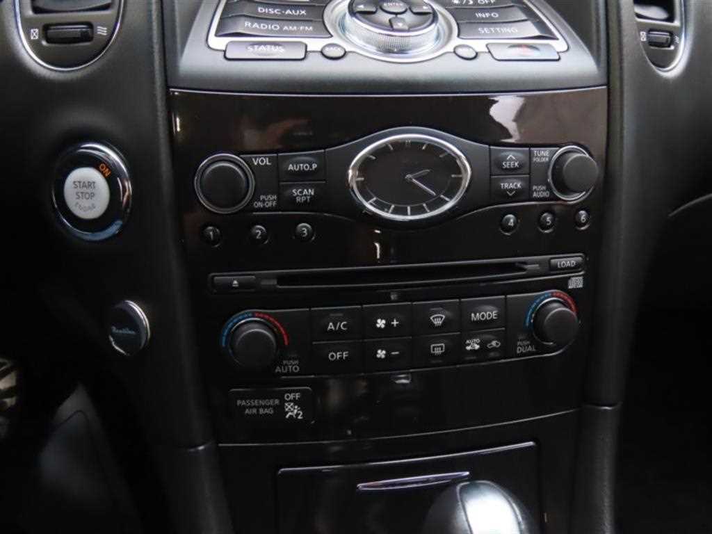 Infiniti QX - Vista 7