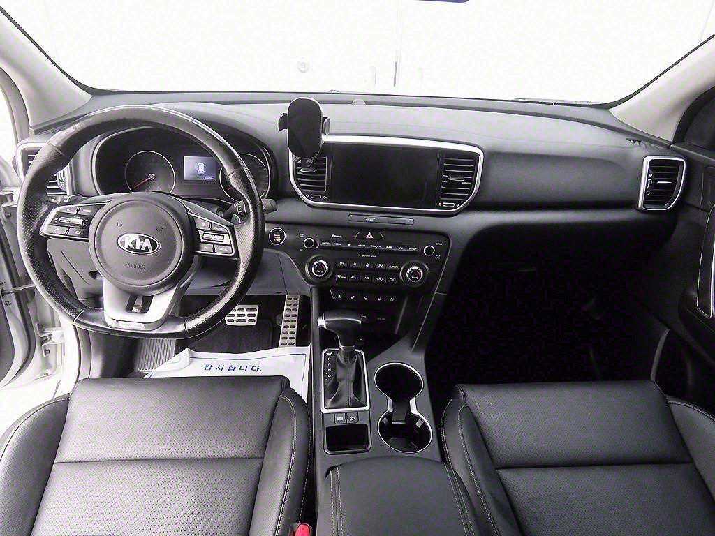 KIA Sportage - Vista 8