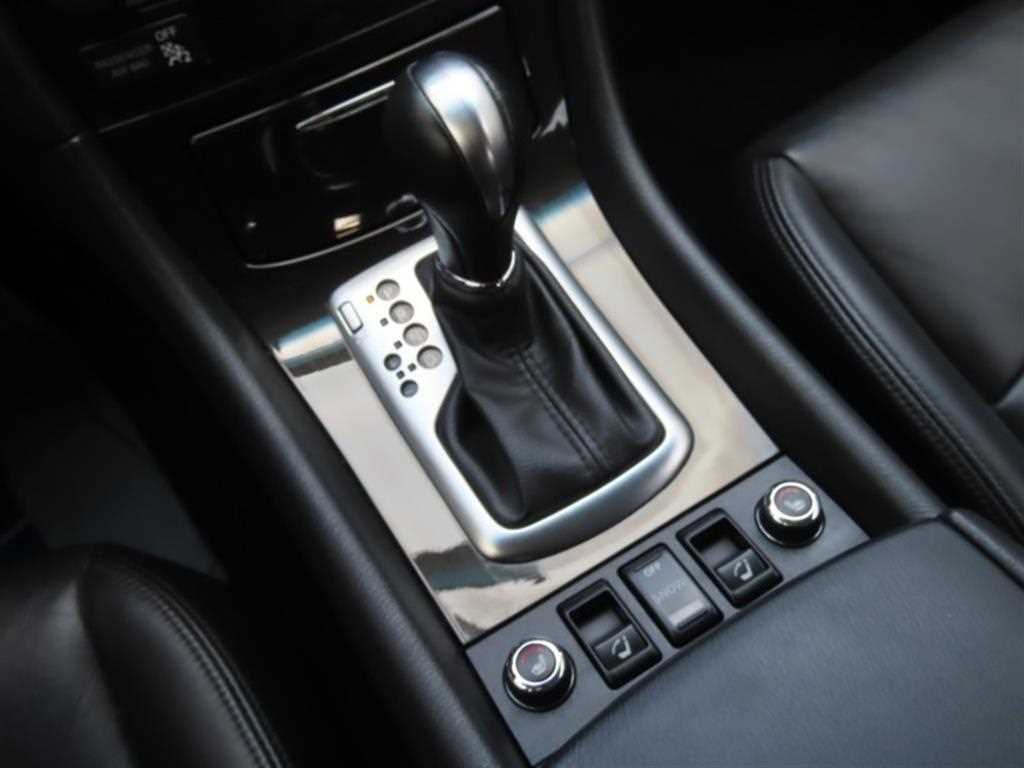 Infiniti QX - Vista 6