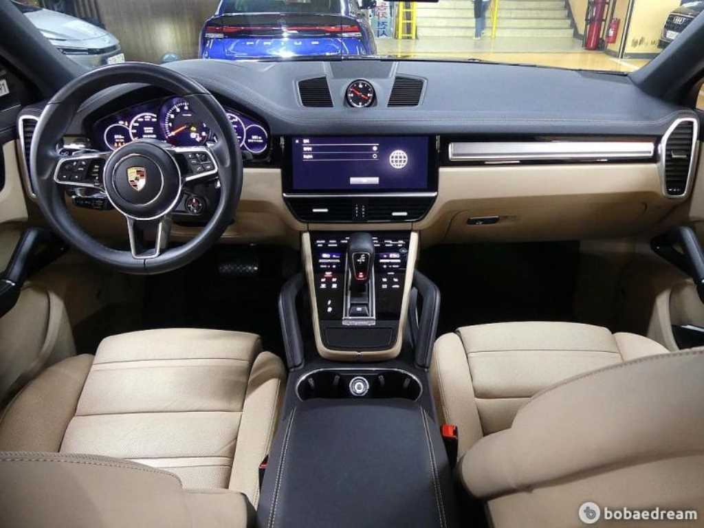 Porsche Cayenne - Vista 4