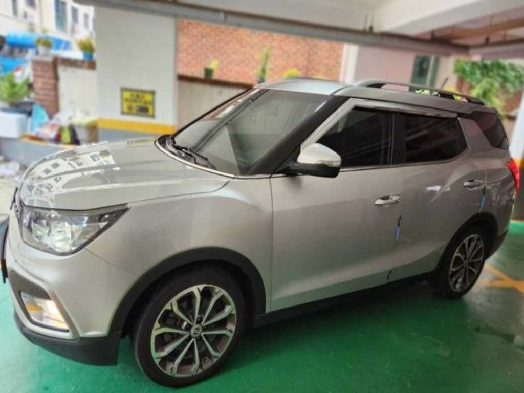 Ssangyong Tivoli - Vista 2