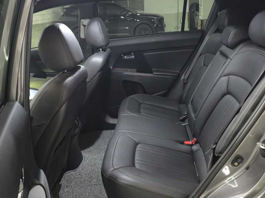 KIA Sportage - Vista 8