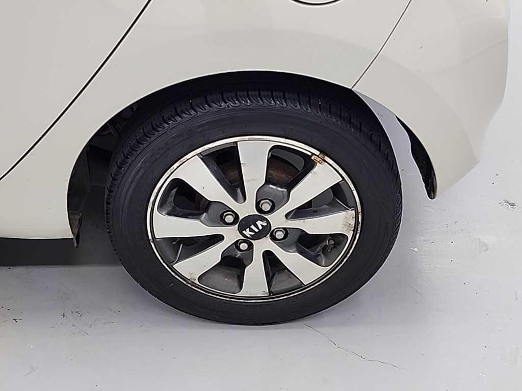 KIA Morning 2013 the color of pearl - Importación desde Corea - HF Imports Iquique - Foto 16