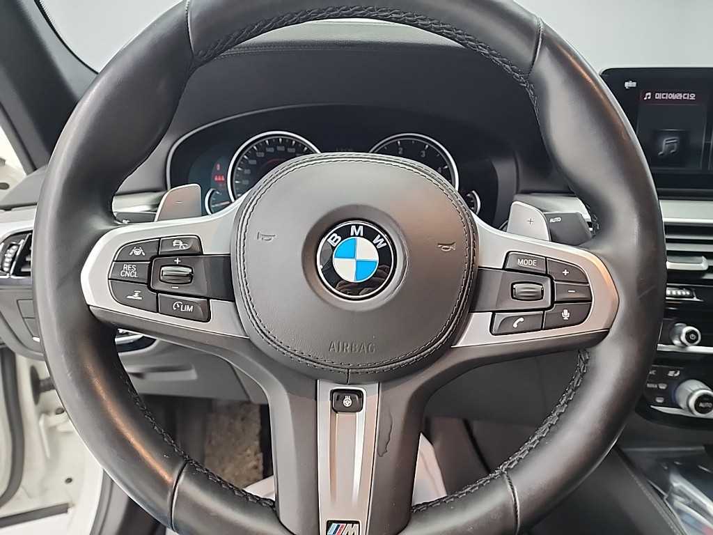 BMW 5 Series - Vista 9