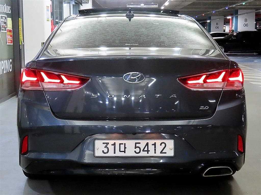 HYUNDAI Sonata - Vista 5