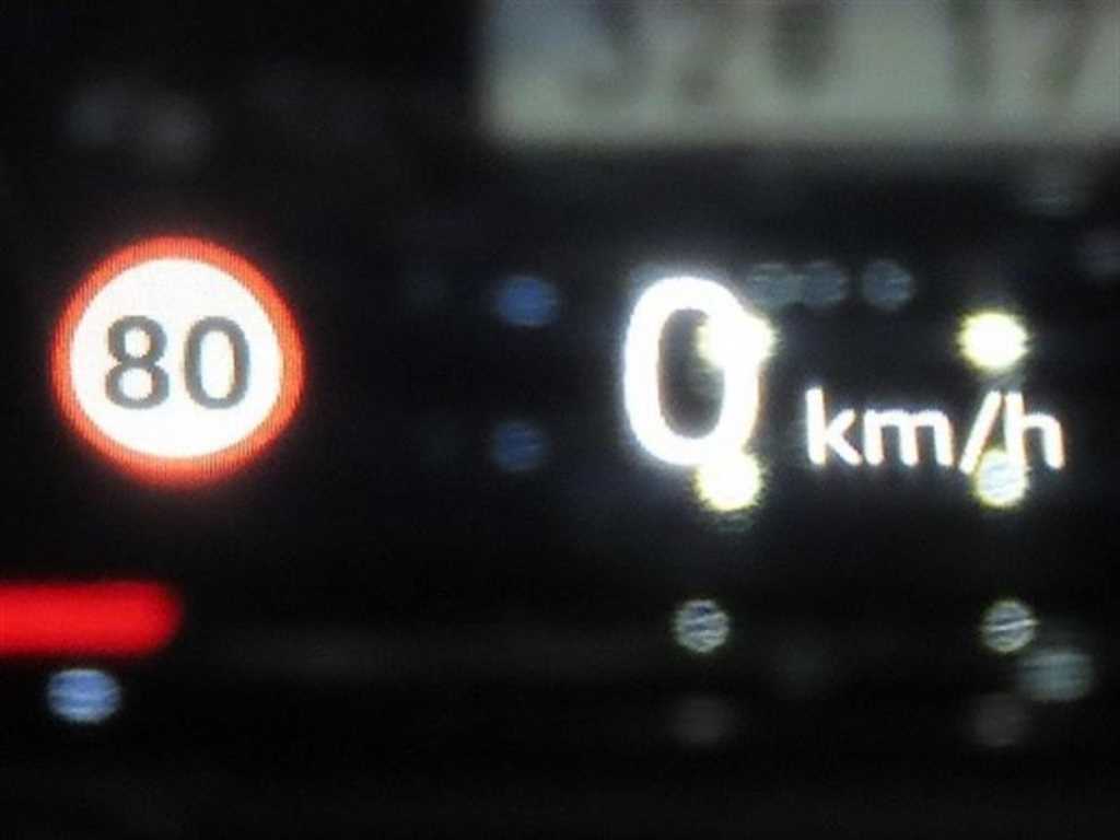 Land Rover Defender 2023 Blanco - Importación desde Corea - HF Imports Iquique - Foto 14