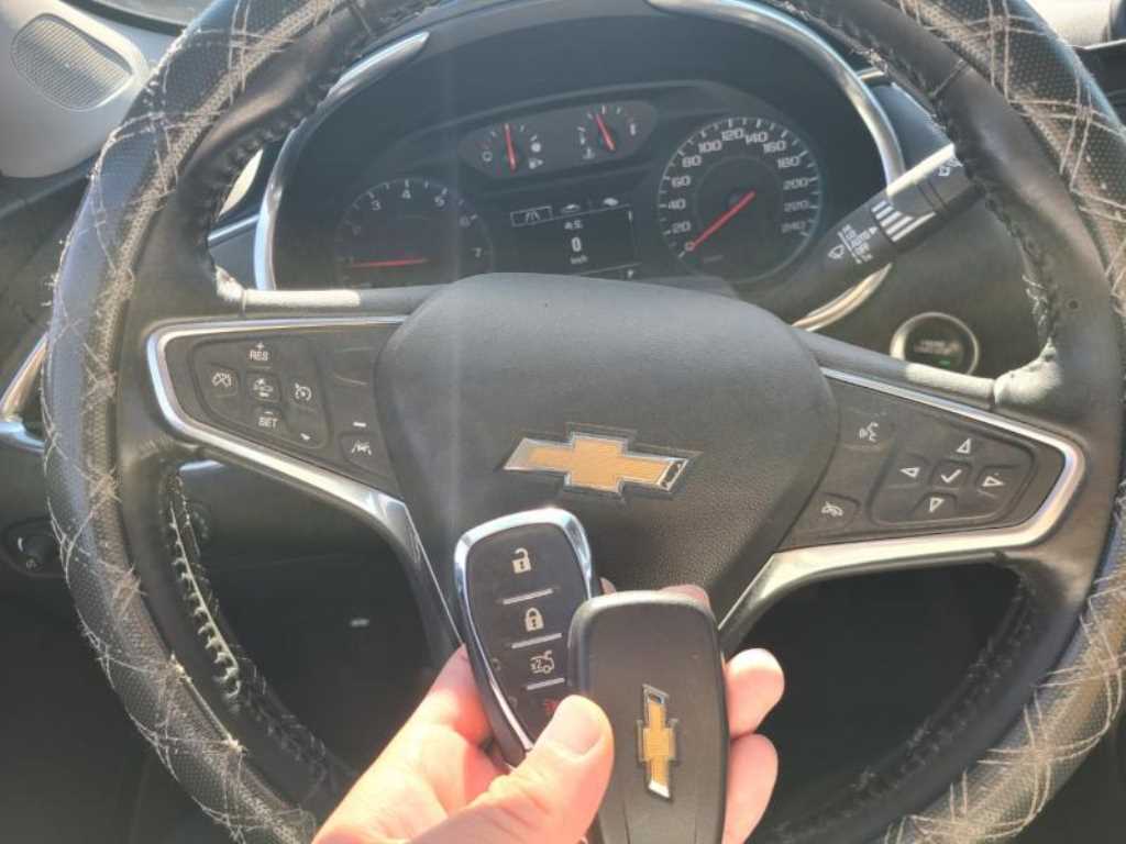 Chevrolet Malibu - Vista 11