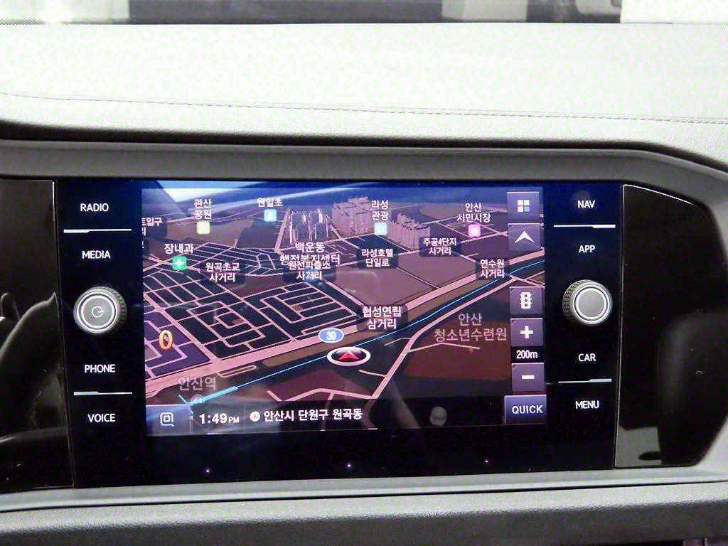 Volkswagen Jetta - Vista 8