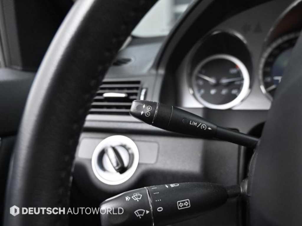 Mercedes Benz C Class 2010 Blanco - Importación desde Corea - HF Imports Iquique - Foto 17