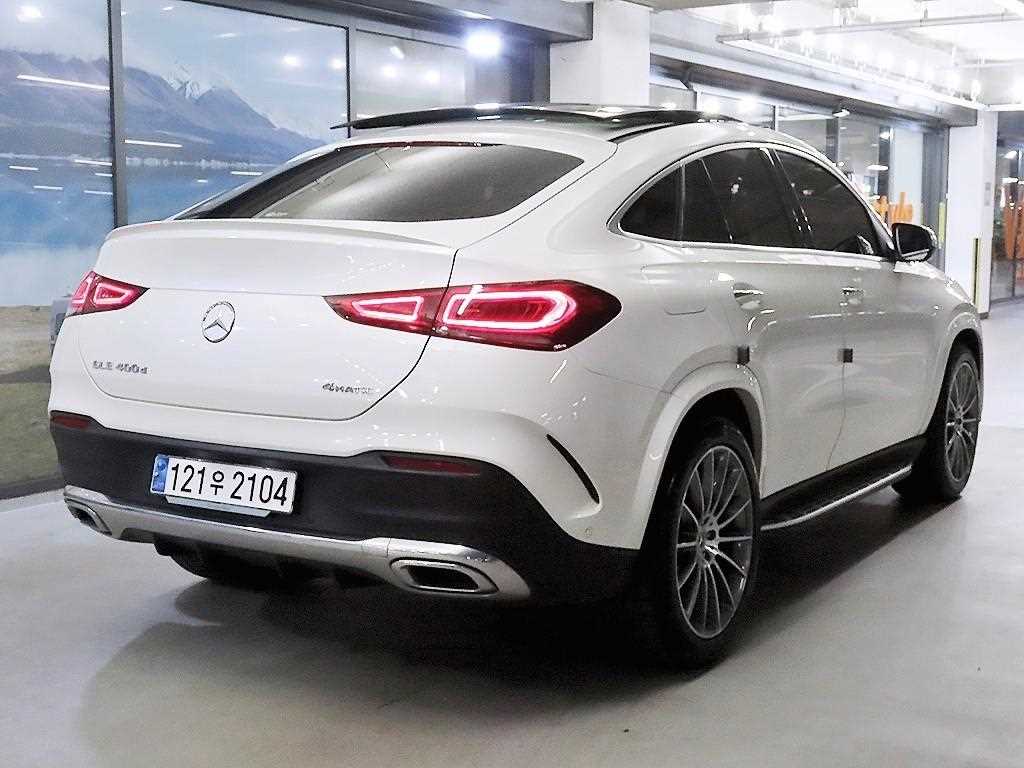 Mercedes Benz GLE Class - Vista 4