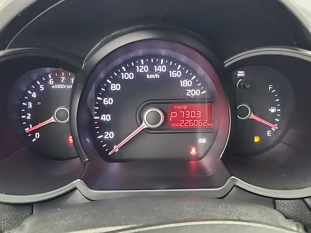 KIA Morning - Vista 6