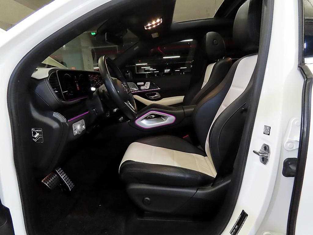 Mercedes Benz GLE Class - Vista 6