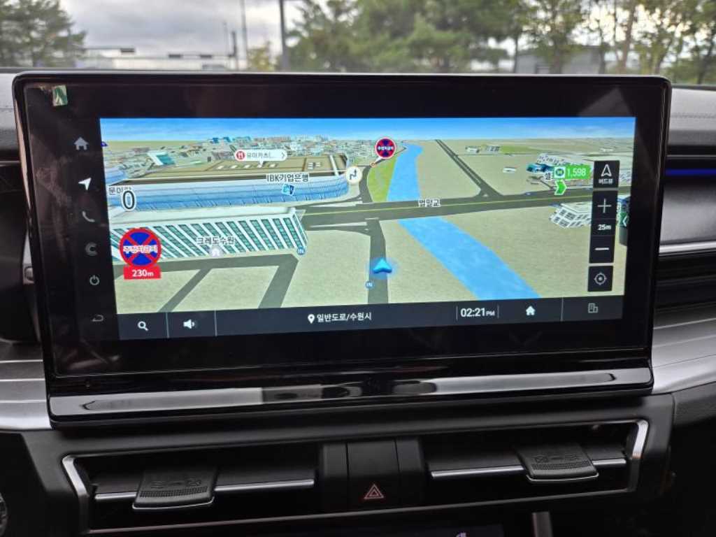 Ssangyong Torres - Vista 11