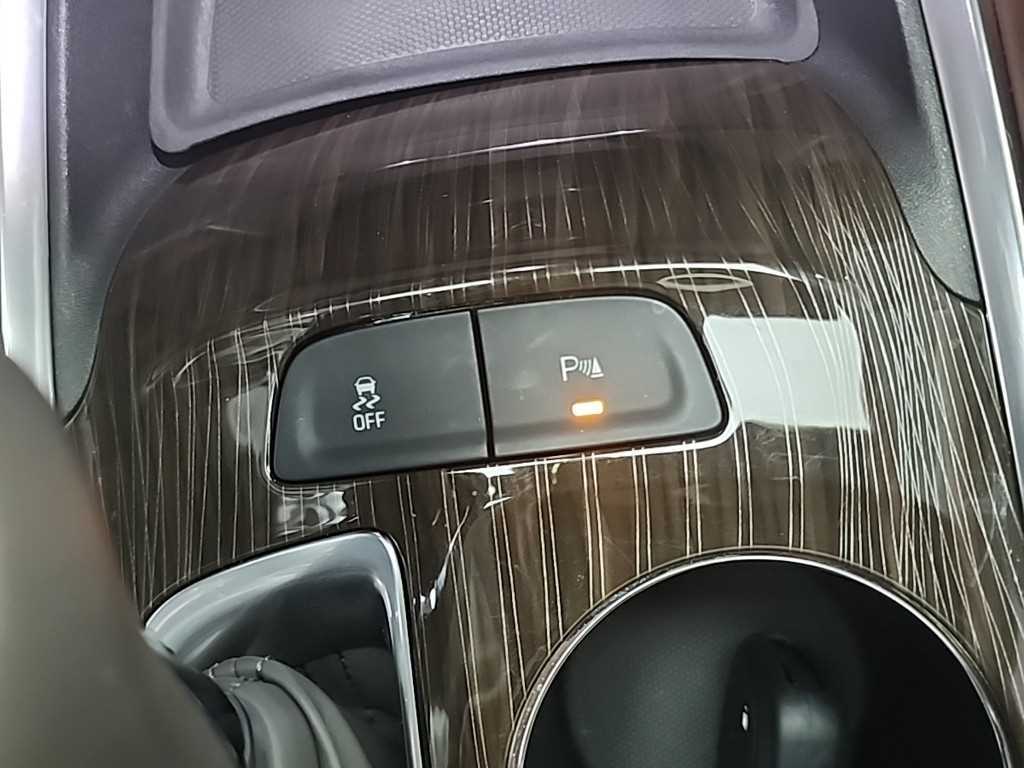 Chevrolet Malibu 2017 Blanco - Importación desde Corea - HF Imports Iquique - Foto 17