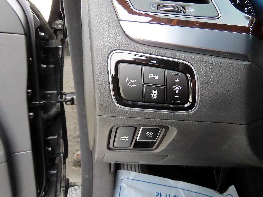 HYUNDAI Equus 2014 Negro - Importación desde Corea - HF Imports Iquique - Foto 13