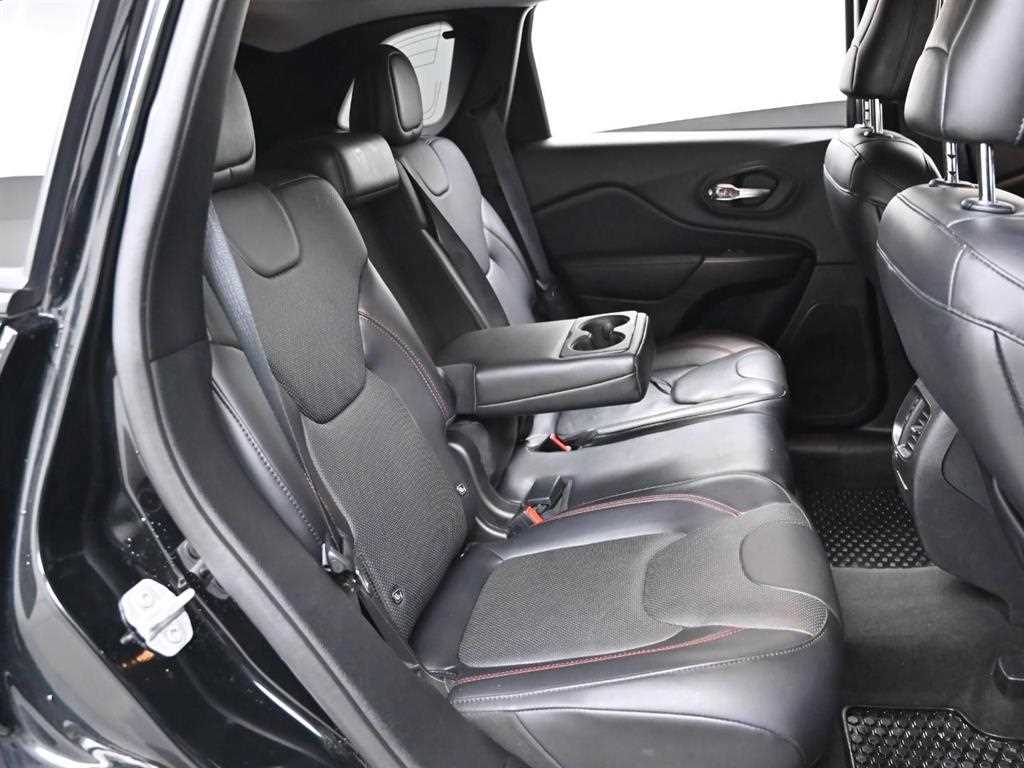 Jeep Cherokee - Vista 12