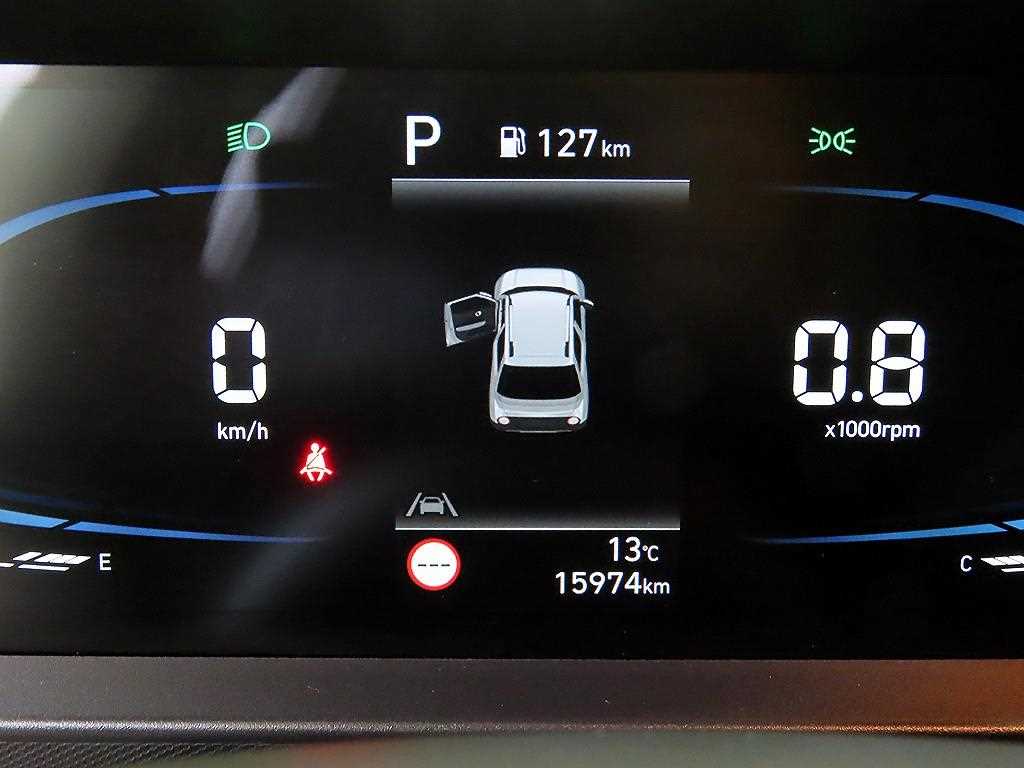 HYUNDAI Casper - Vista 9