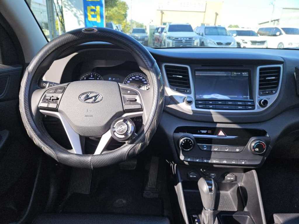 HYUNDAI Tucson - Vista 3